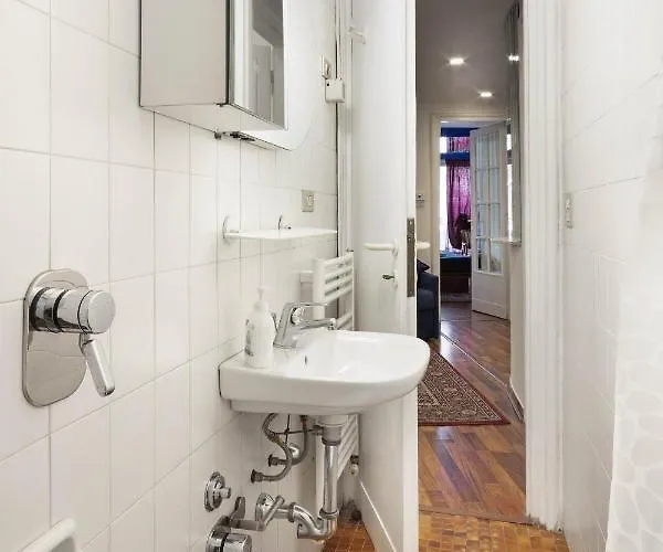 Don Morosini - Al Vaticano Apartment